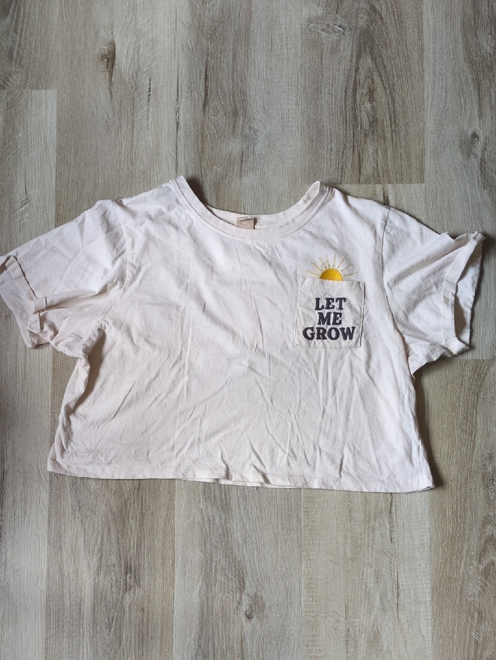 Cropped Graphic Tee with 'Let Me Grow' Pocket